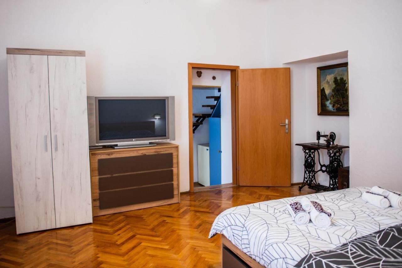 Troll'S House Appartement Sibiu Buitenkant foto